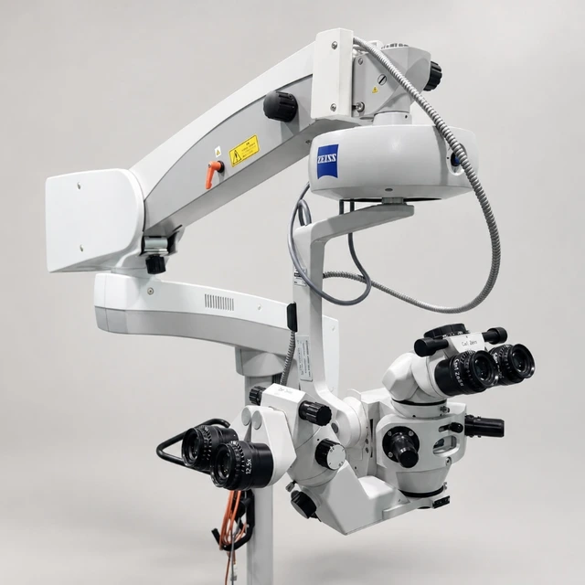 Микроскоп Carl Zeiss OPMI VISU 200 в офтальмологической клинике Lumivis Самарканд