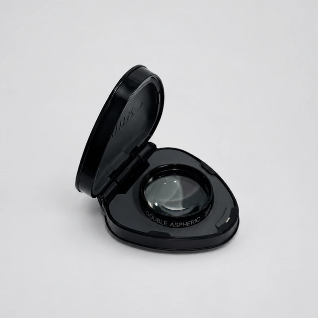 Линза Volk Double Aspheric в офтальмологической клинике Lumivis Самарканд